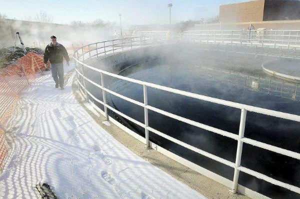 聚合硫酸鐵廢水處理時(shí)凈水作用跟溫度的關(guān)系低溫高溫一樣么。